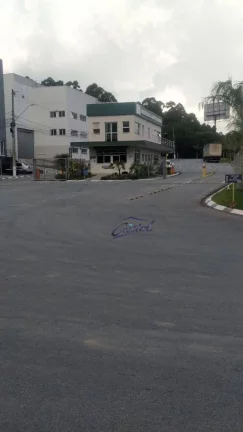 Imagem Galpão de 1000m² km 43 Raposo Tavares
