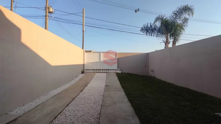Imagem Casa com 02 quartos e amplo espaço de terreno à venda no Jd Iruama em Campo Largo/PR