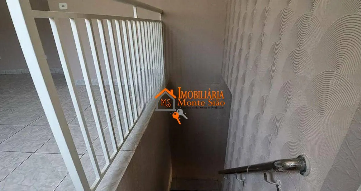 Imagem Sobrado com 3 dormitórios à venda, 140 m² por R$ 350.000,00 - Vila Rio - Guarulhos/SP