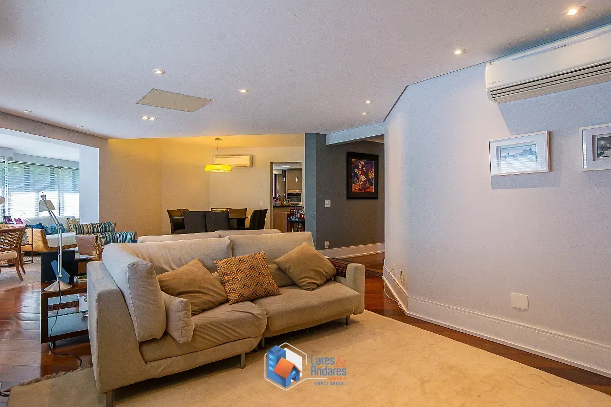 Imagem Apartamento para venda em Morumbi com 4 quartos, sendo 3 suítes, 241m²