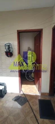 Imagem Imóvel à venda na Vila Salete, São Paulo-SP: casa com 3 quartos, 2 banheiros, 2 vagas e 137 m² de área. Venha conhecer!
