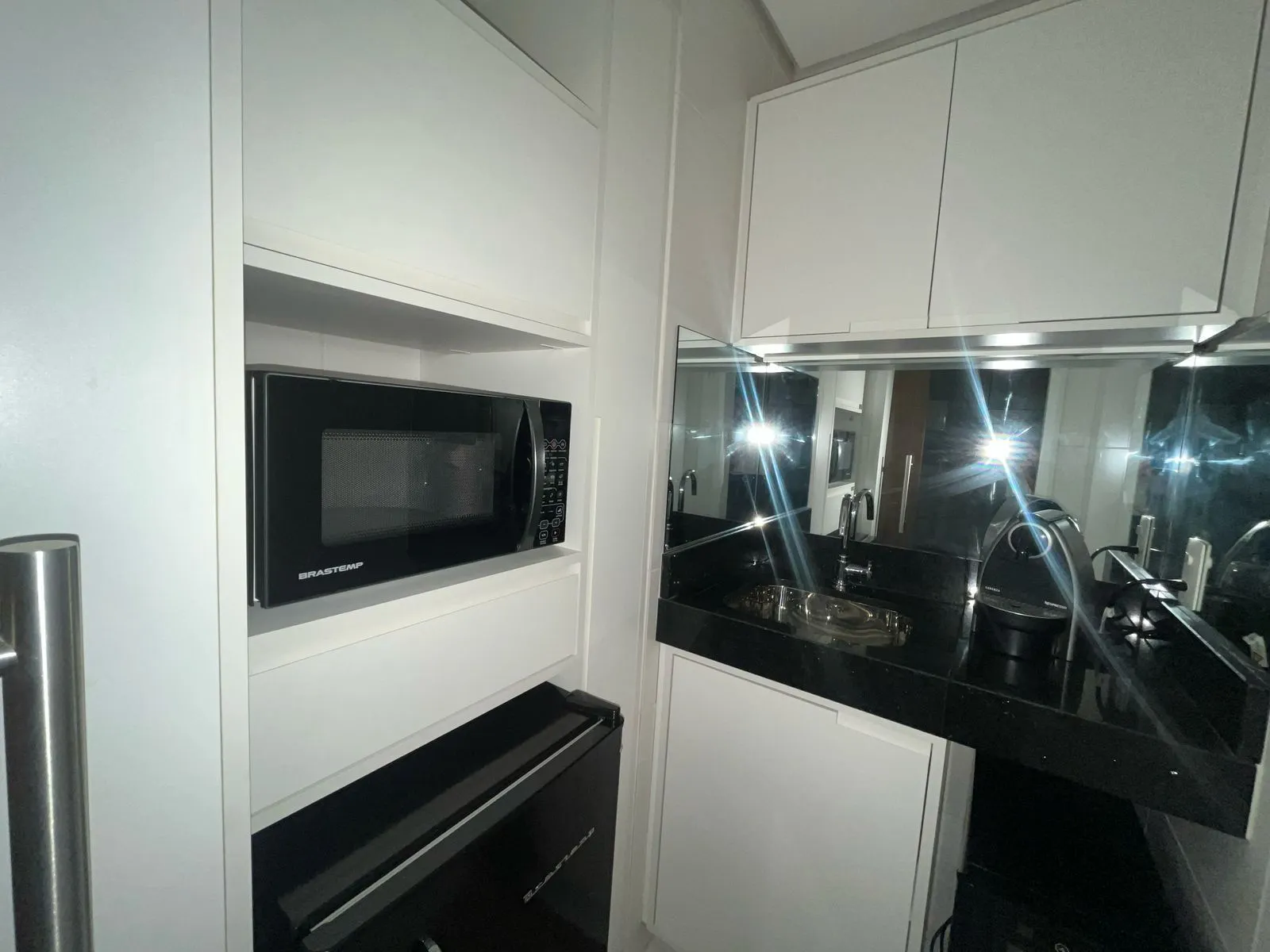 Imagem Sala mobiliada no Diamond Tower