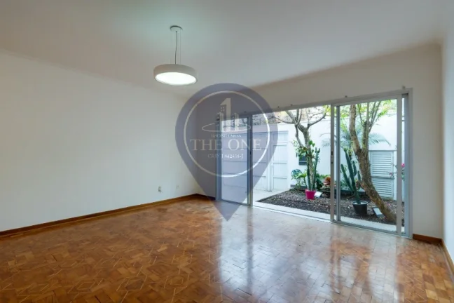 Imagem Imperdível: Casa à venda em São Paulo-SP no Jardim Vera Cruz com 2 quartos, 1 suíte, 2 salas, 4 banheiros, 2 vagas e 192m²