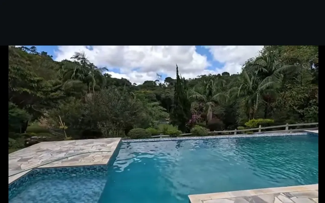Imagem Casas para venda com e 5 quartos, 400 m² - Vila Elvio Piedade/SP