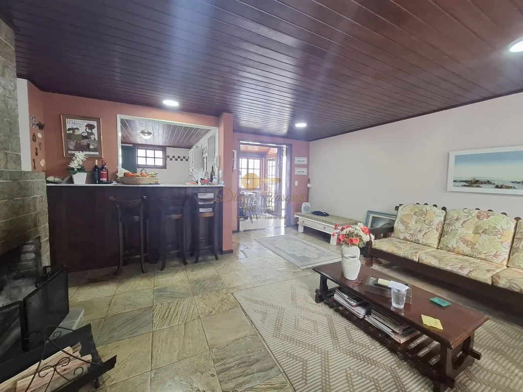 Imagem Casa em Condomínio para Venda em Teresópolis / RJ no bairro Green Valley