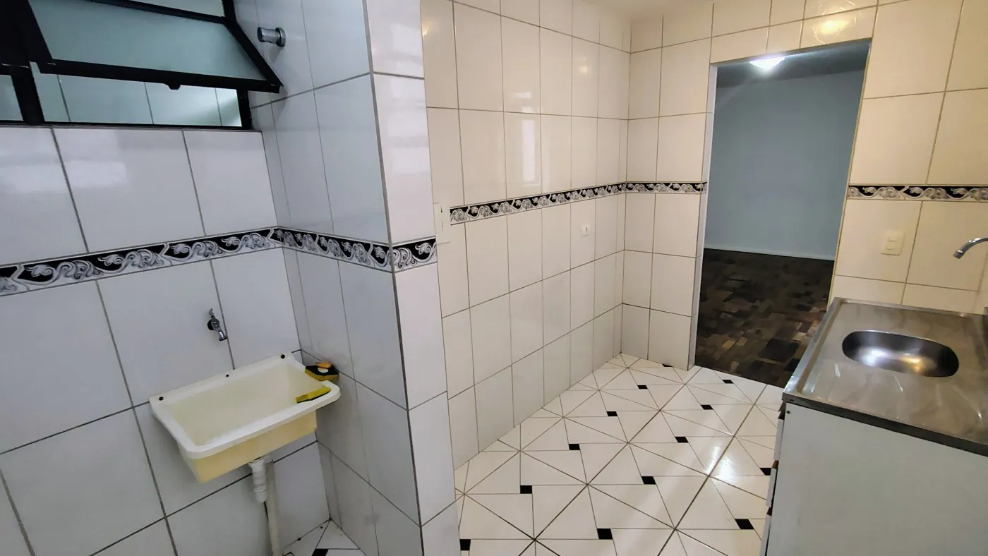 Imagem Apartamento a venda nas Mercês com 3 quartos R$ 387.000,00.