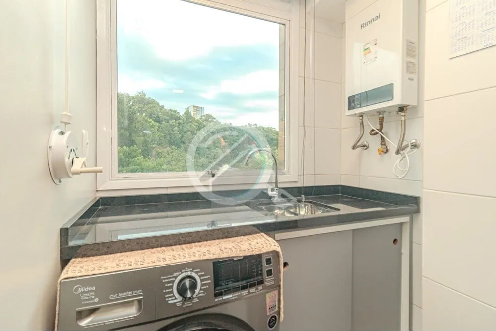 Imagem Apartamento totalmente mobiliado - PORTEIRA FECHADA no Coração do bairro Menino Deus. Com 01 dormi...