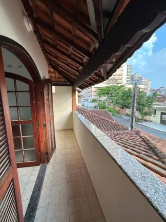 Imagem Sobrado com 3 dormitórios à venda, 147 m² por R$ 650.000 - Tupi - Praia Grande/SP