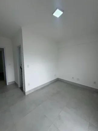 Imagem Conheça este apartamento de luxo com sacada envolvente e área de lazer completa, incluindo piscina, academia e espaço gourmet. O lar dos seus sonhos espera por você. Á venda na Imobiliaria Consulte Imoveis.