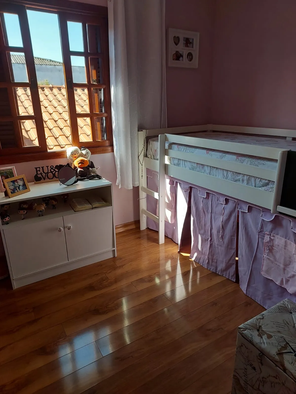Imagem Sobrado a venda com 3 dorms sendo 1 suíte - Vila Arriete