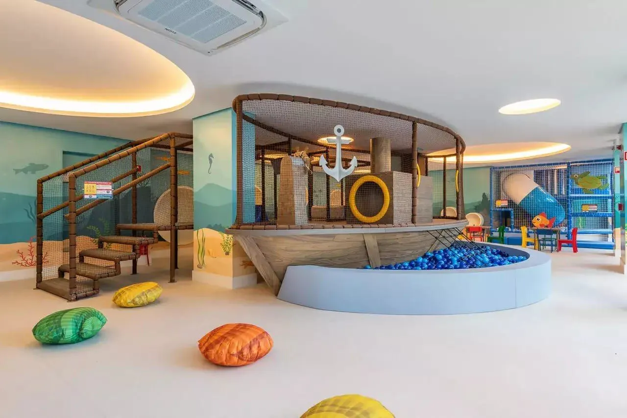 Imagem Apartamento semimobiliado, andar alto, com vista perene - Jardim Lindóia