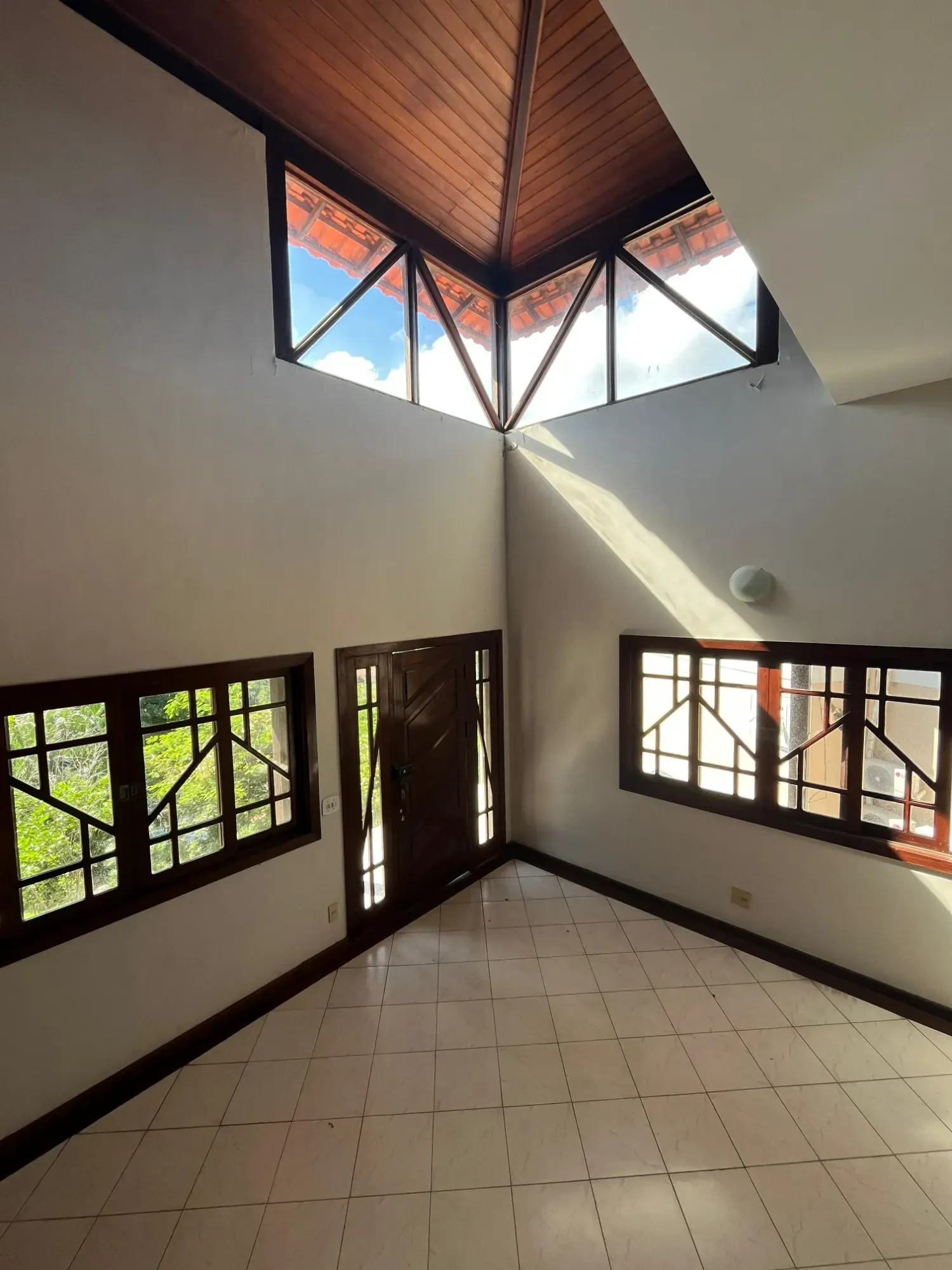 Imagem Casa de Condomínio com 4 Quartos à Venda, 400 m² em Itaipu - Niterói