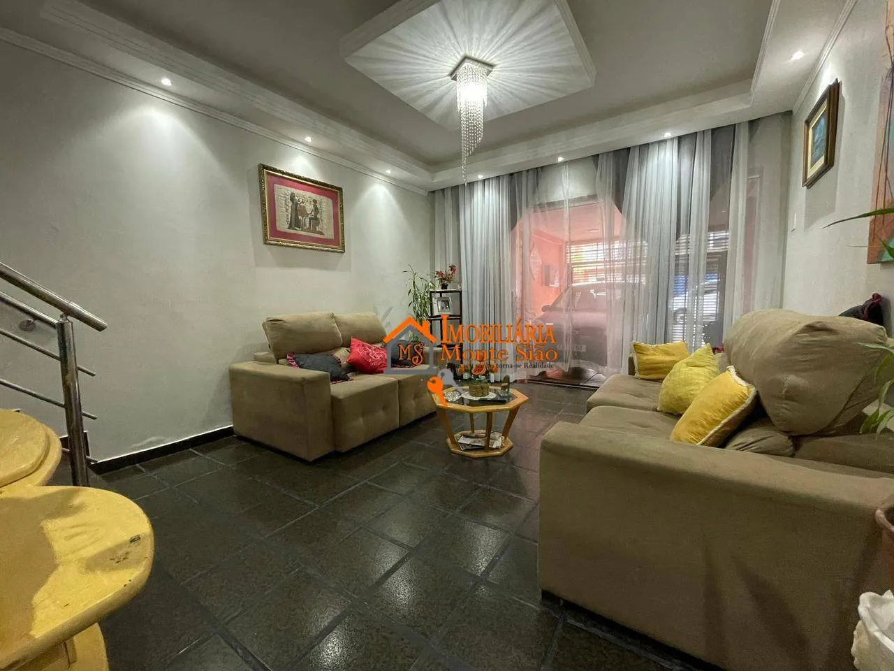 Imagem Sobrado com 3 dormitórios à venda, 200 m² por R$ 689.000,00 - Jardim Vila Galvão - Guarulhos/SP