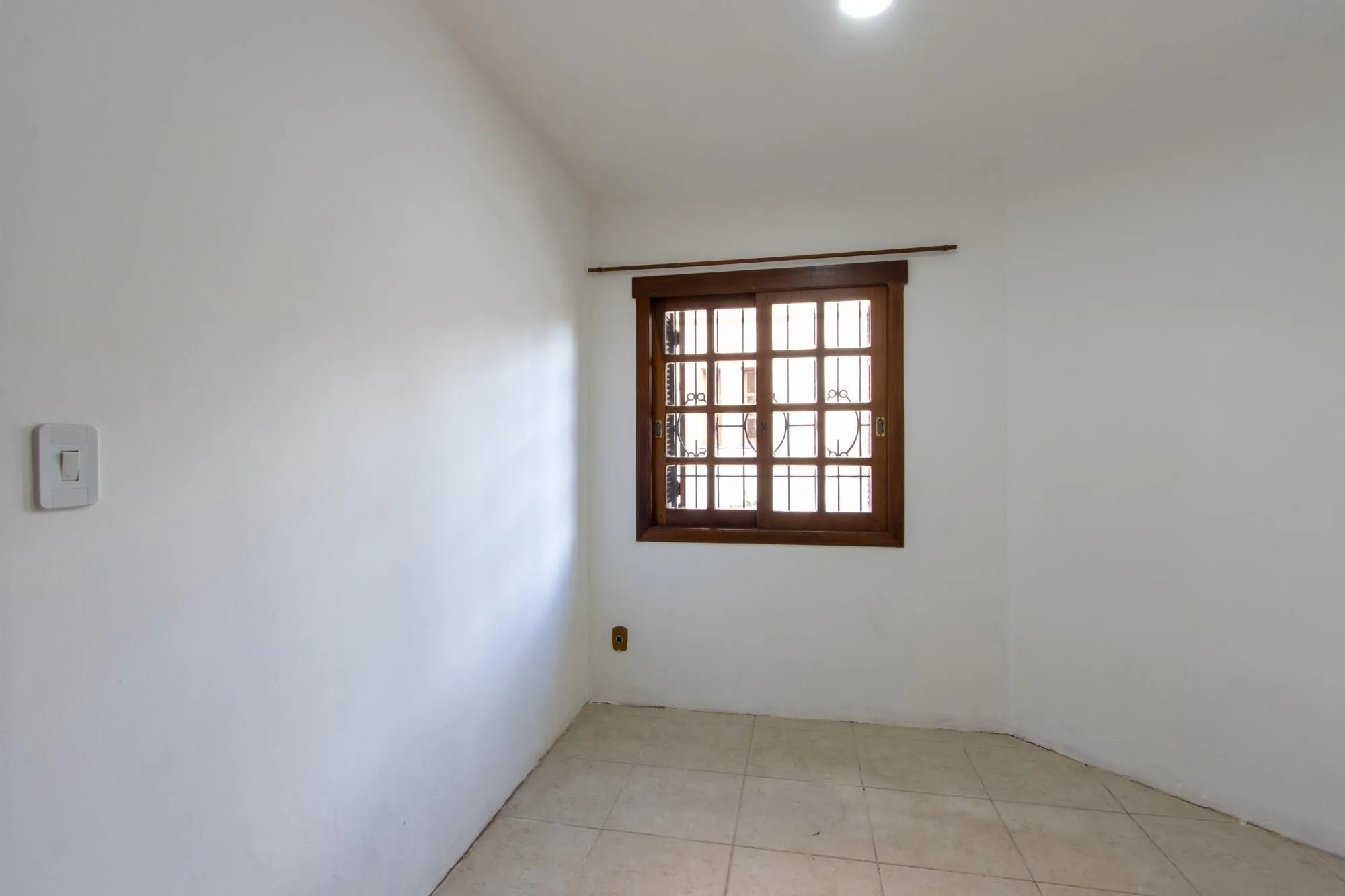 Imagem Casa para Venda - 253.35m², 3 dormitórios, sendo 1 suites, 4 vagas - Serraria