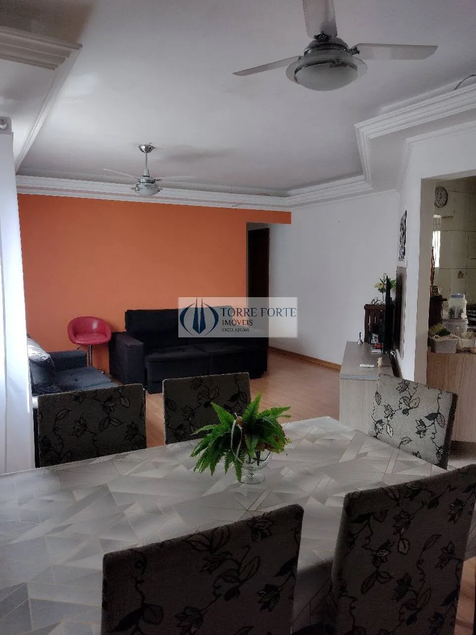Imagem Lindo apartamento 3 dormitórios, 1 suíte, 2 vagas no Campestre