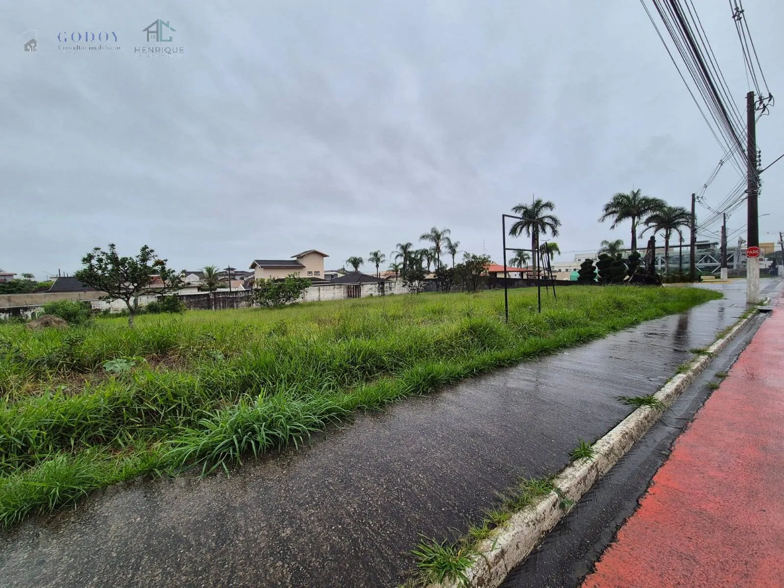 Imagem Terreno Comercial Exclusivo no Condomínio Real Ville de 850m2.