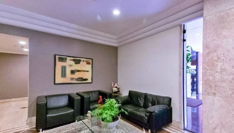 Imagem Flat disponível para venda no Contemporâneo Home e Service, com 42m², 1 dormitório e 1 vaga