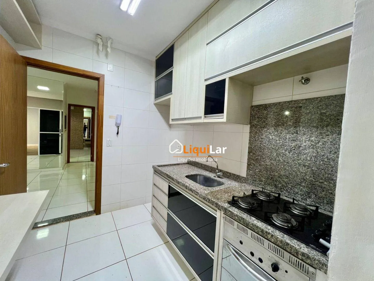 Imagem Casa Térrea à Venda no Condomínio Villa de Espanha com Suíte, Varanda Gourmet e Energia Fotovoltaica