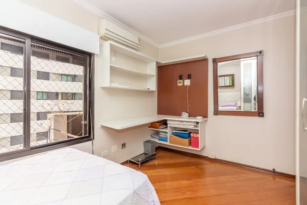 Imagem Apartamento à venda em São Paulo, Aclimação, com 4 quartos, 198m2