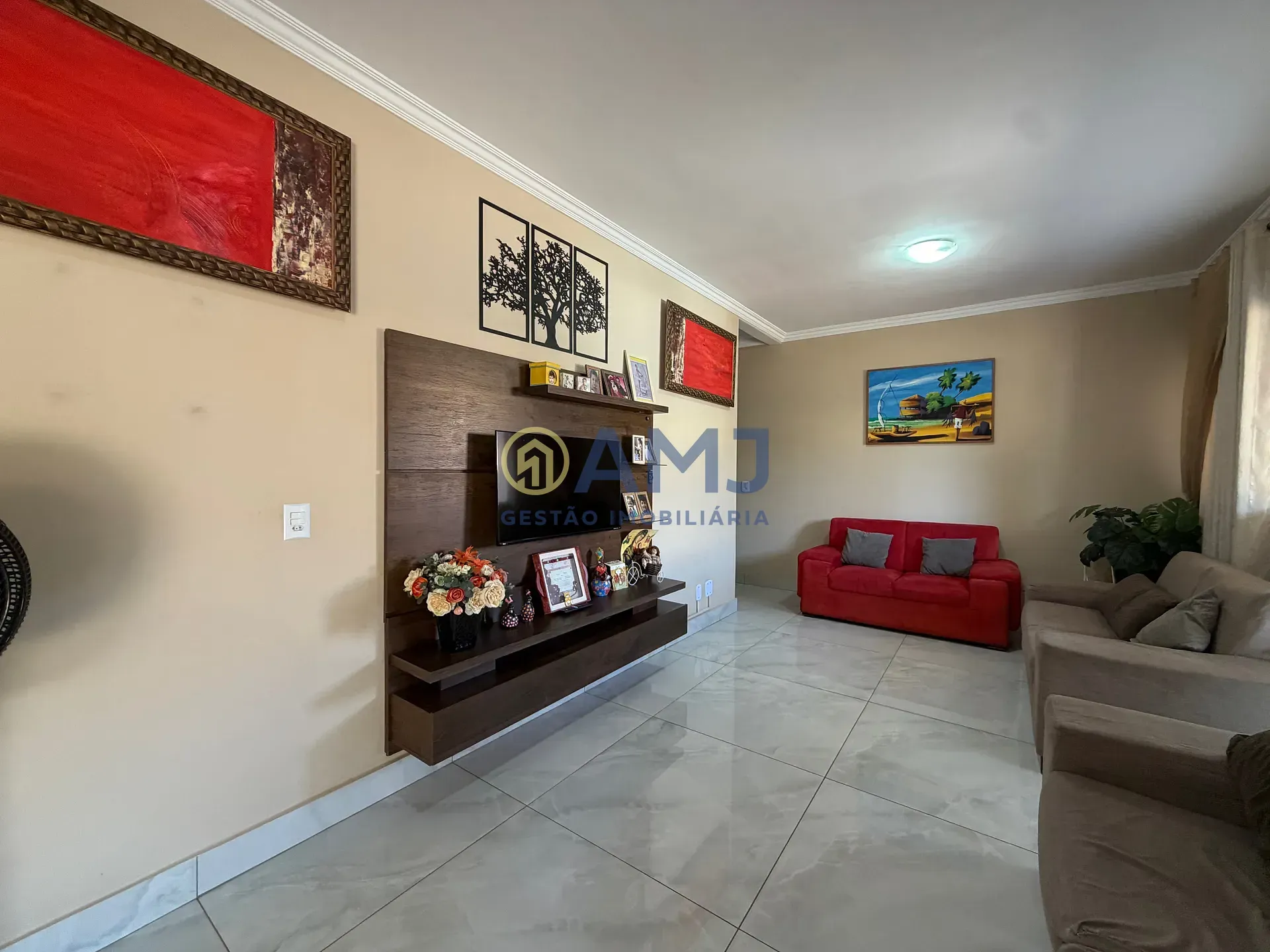 Imagem CASA À VENDA | CONDOMÍNIO PORTO SEGURO ITAPUÃ - APARECIDA DE GOIÂNIA