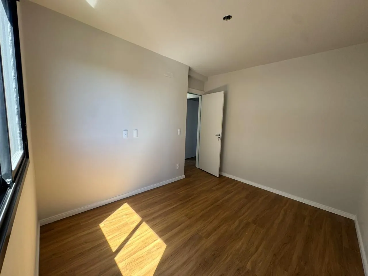 Imagem Apartamento de 2 dormitórios e vaga semi mobiliado em Canoas