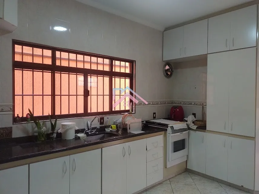 Foto do imóvel Casa à venda Vila Jeriva - Área útil 177 m2 com 3 dormitórios suíte / 2 vagas / Excelente localizaçã em Vila Jeriva, Várzea Paulista - SP