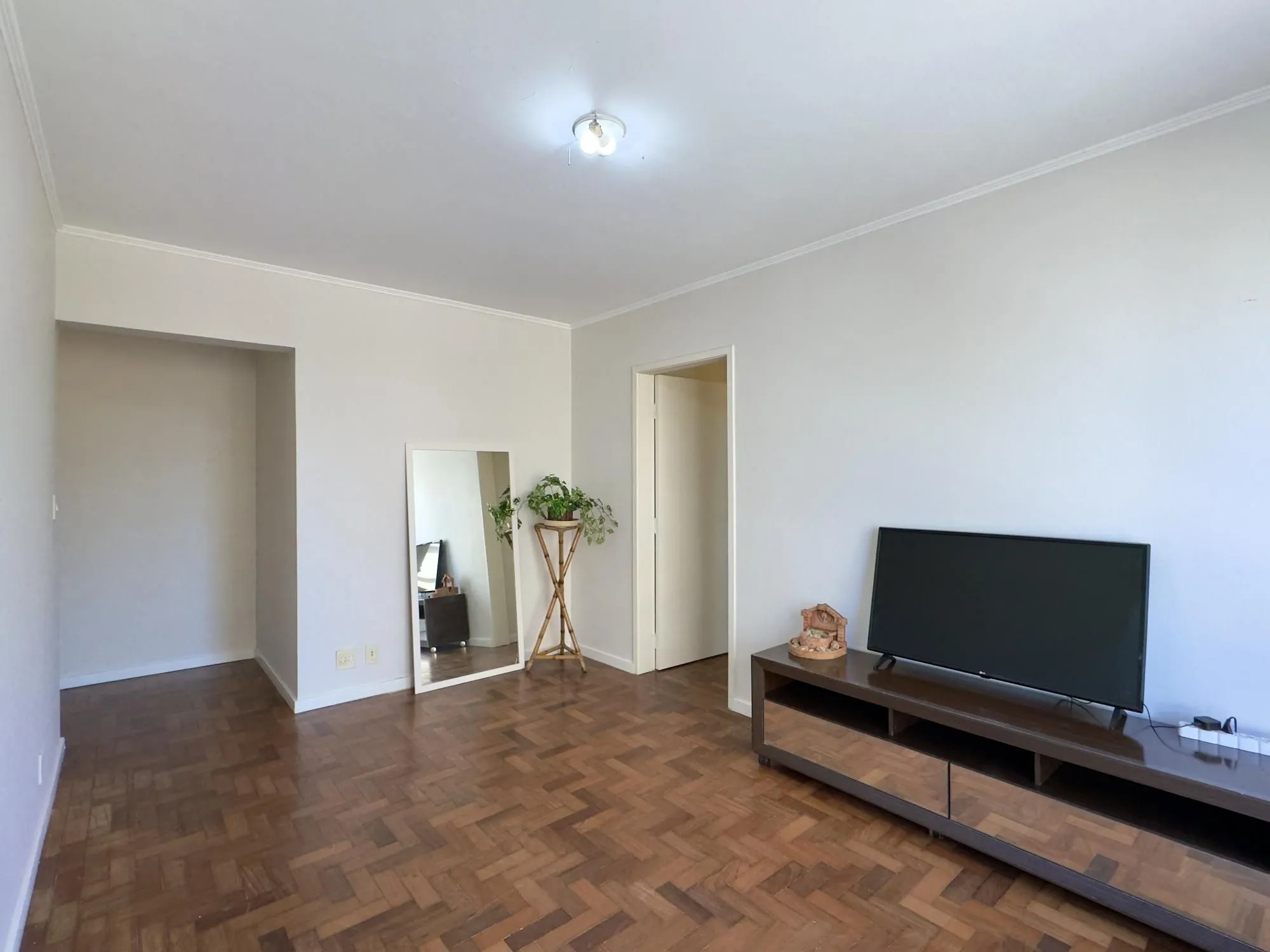 Imagem Apartamento 1 dormitório, super amplo, com vaga de garagem no Centro Histórico