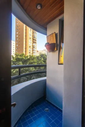 Imagem STUDIO À VENDA NO MORUMBI COM VARANDA NA SALA E QUARTO