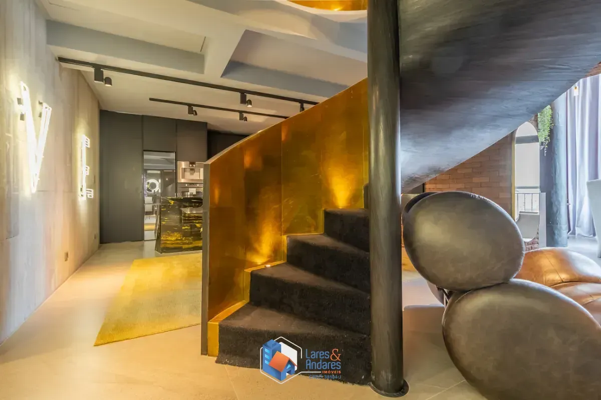 Imagem Duplex para venda em Cerqueira César com 2 quartos, sendo 2 suítes, 197m²