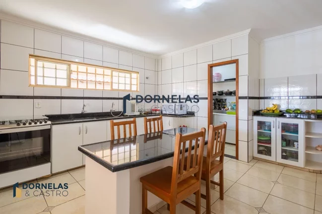 Imagem ABAIXOU!! EXCELENTE CASA TÉRREA ESCRITURADA NO JOCKEY, RUA 01, VICENTE PIRES ESTUDA TROCA