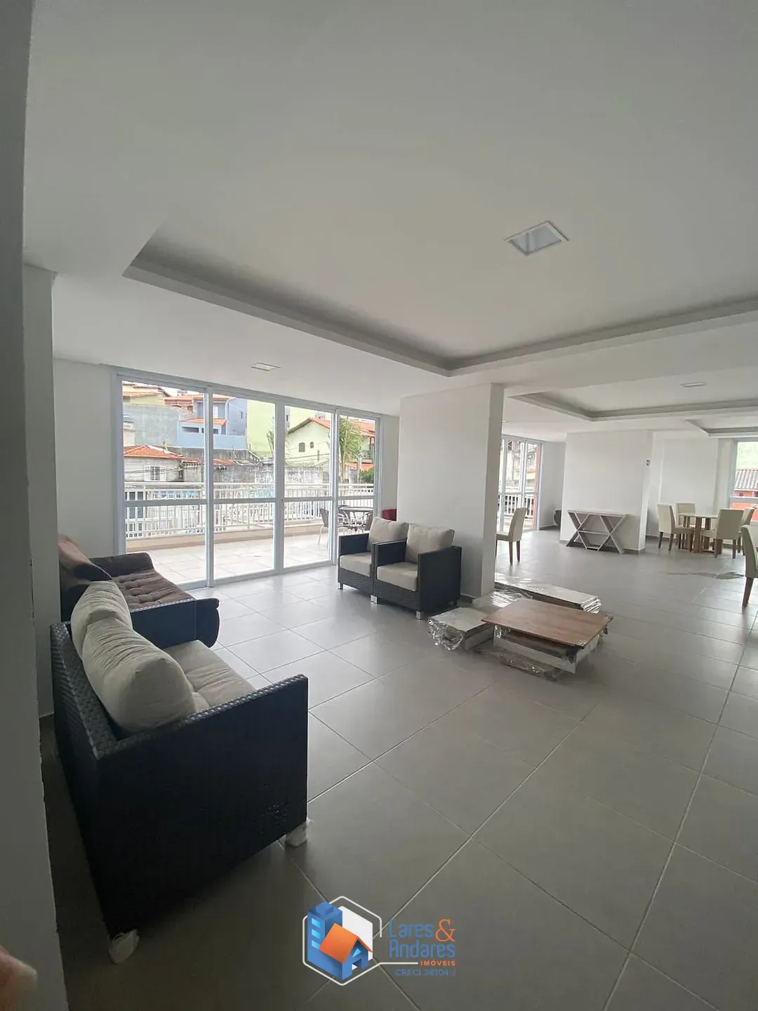 Imagem APARTAMENTO À VENDA COM 60 M², 2 DORMS, COM VARANDA, ÁREA LAZER E 1 VG - SÃO MIGUEL PAULISTA - SP.