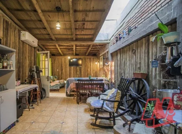 Imagem Térreo de 174 m² com 3 dormitórios, suite,1 vaga e pátio