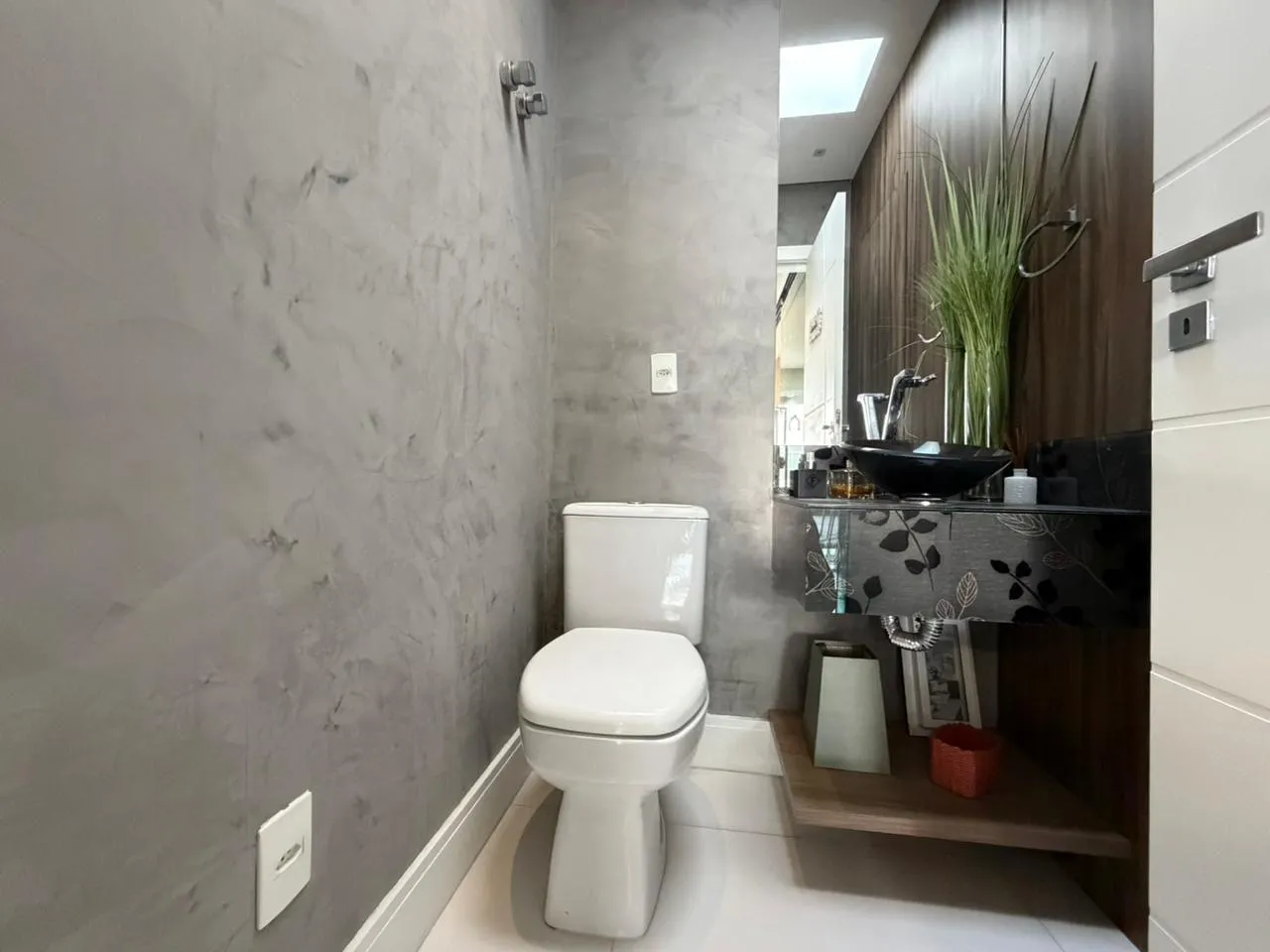 Imagem Apartamento à venda com 177m2 por R$ 2.700.000,00