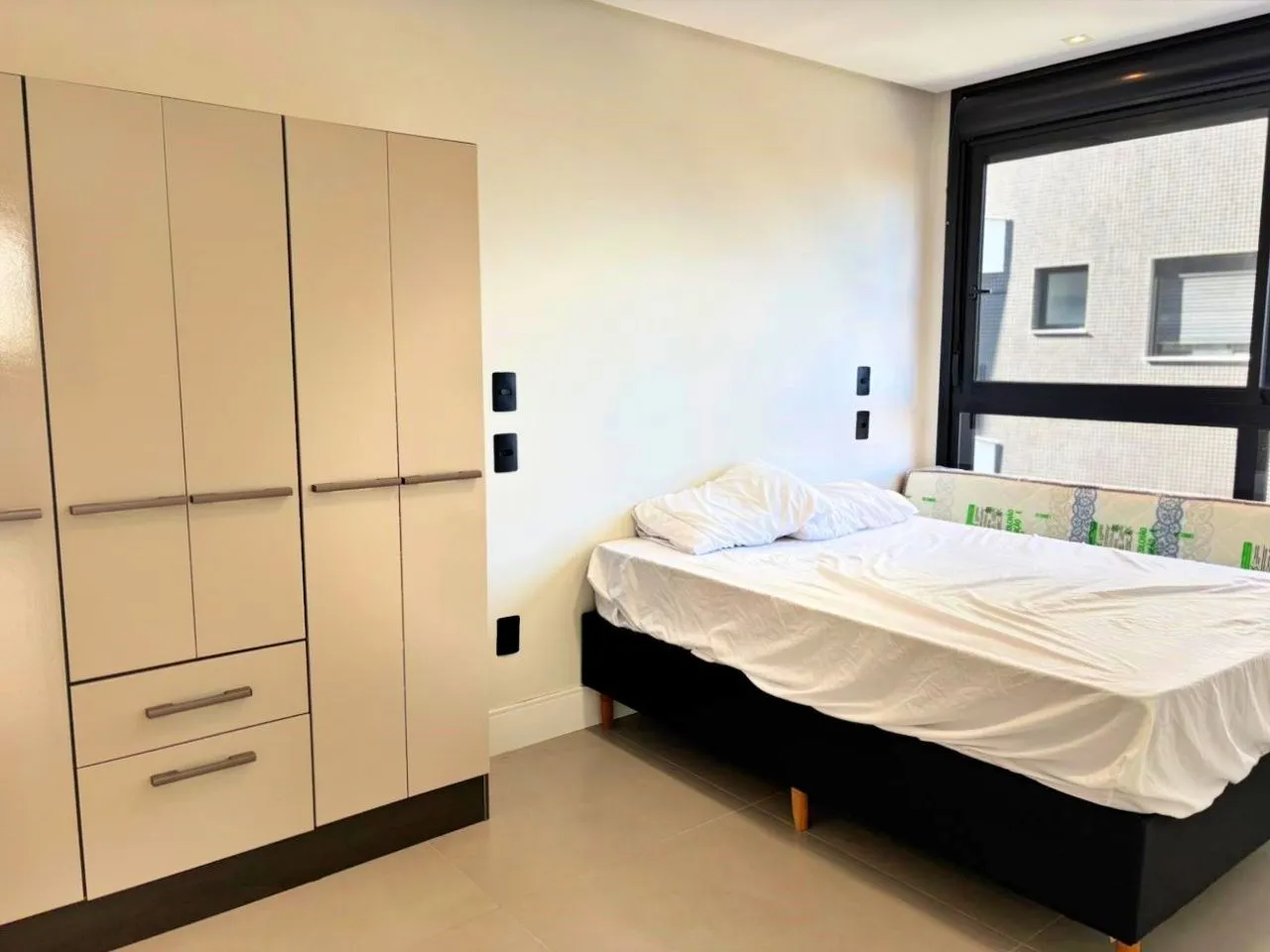 Imagem Apartamento à venda em Torres, Praia da Cal, com 2 quartos, 60.19m2