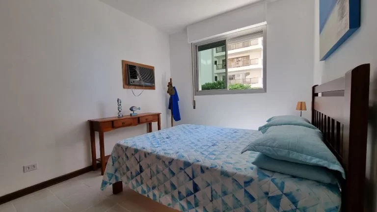 Imagem Apartamento com 3 dormitórios à venda, 140 m² - Pitangueiras - Guarujá/SP