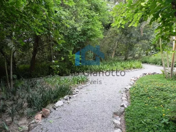 Imagem Lote de Alto Padrão no Jardim Mediterrâneo na Granja Viana
