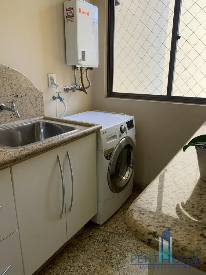 Imagem Apartamento Quadra Mar para Venda em Balneário Camboriú, CENTRO, 3 dormitórios, 1 suíte, 2 banheiros, 1 vaga