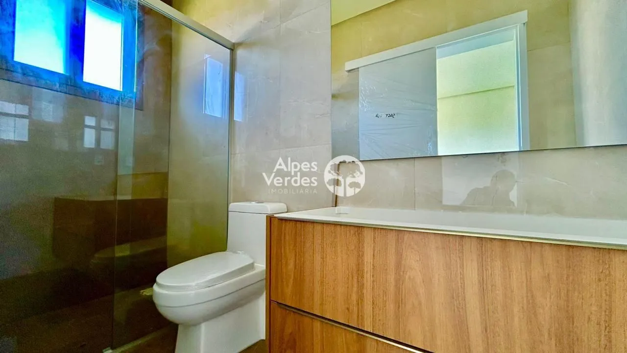 Imagem Vende-se Casa de Alto Padrão, Condomínio Laje de Pedra