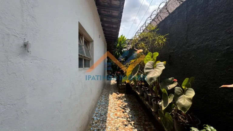 Imagem Casa grande no bairro Iguaçu