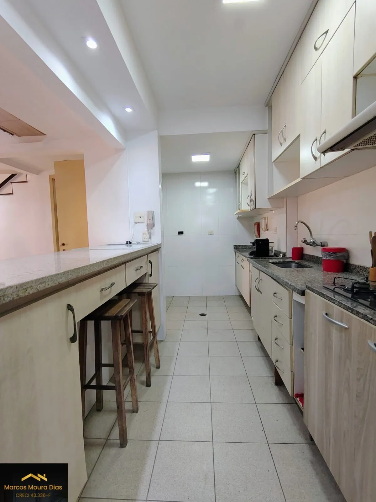 Imagem Apartamento Duplex com 2 Suítes e 2 Vagas de Garagem. Edifício com Lazer Completo em Pinheiros perto do metrô