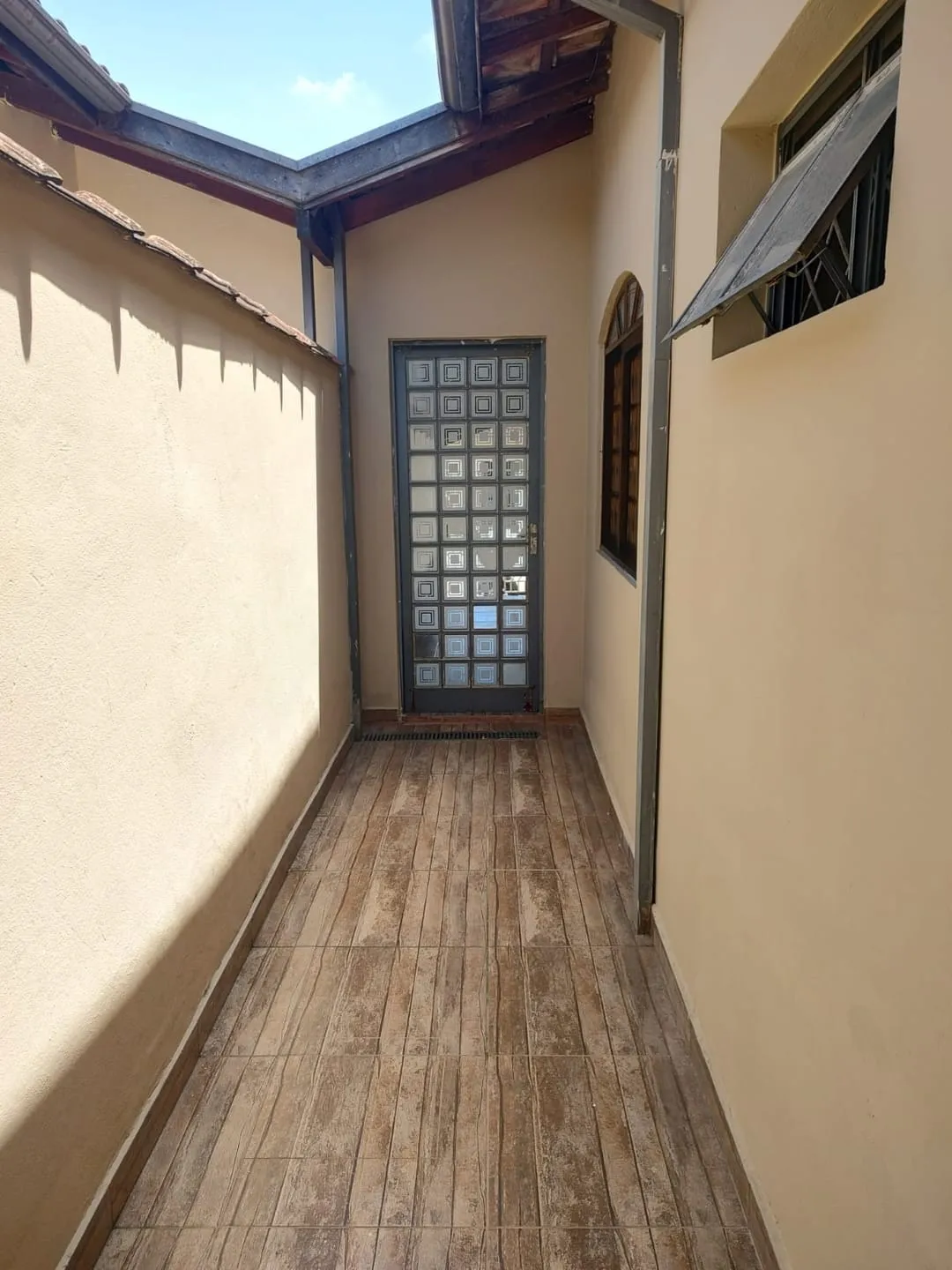 Imagem Casa à venda 2 Quartos, 1 Suite, 125M², Vila Rica, Pindamonhangaba - SP