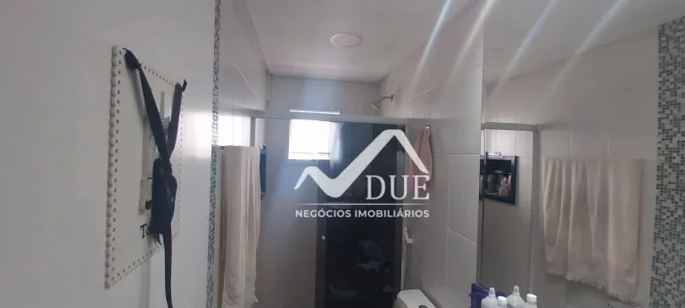 Imagem Apartamento com 2 dormitórios à venda, 76 m² por R$ 790.000,00 - Gonzaga - Santos/SP