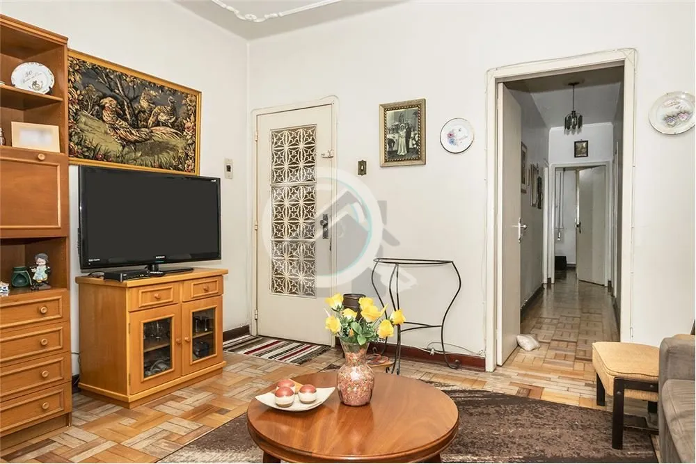 Imagem Este apartamento de 113 m² de área privativa oferece uma residência espaçosa e aconchegante no c...