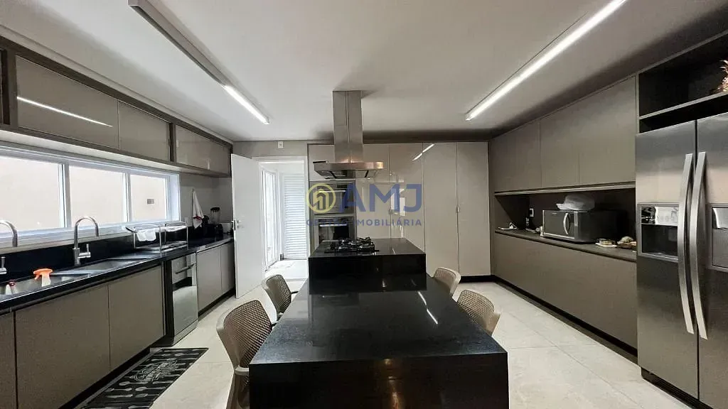 Imagem Sobrado espetacular no condomínio Alphaville Flamboyant