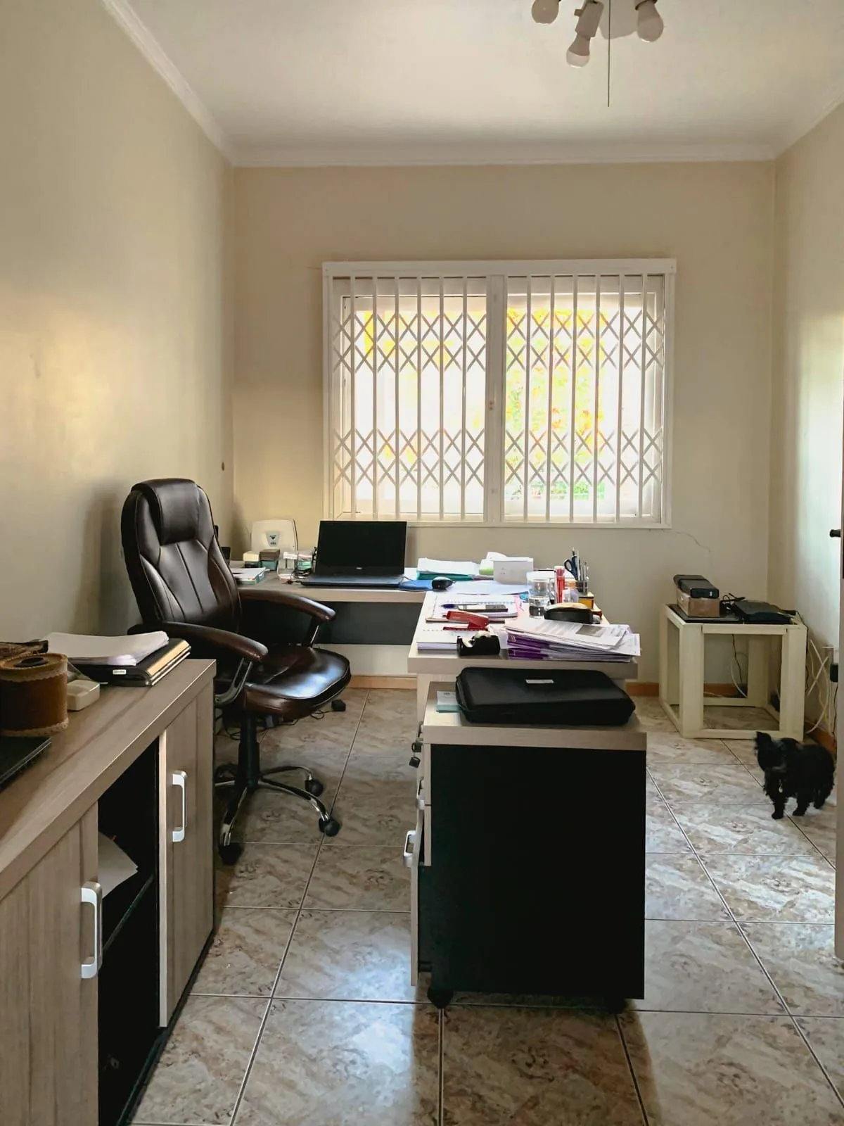 Imagem CASA RESIDENCIAL, REPAGINADA POR ARQUITETO COM MUITA ELEGÂNCIA E CONFORTO!