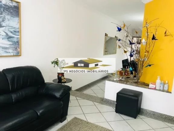 Imagem Sobrado Triplex no Cambuci a venda