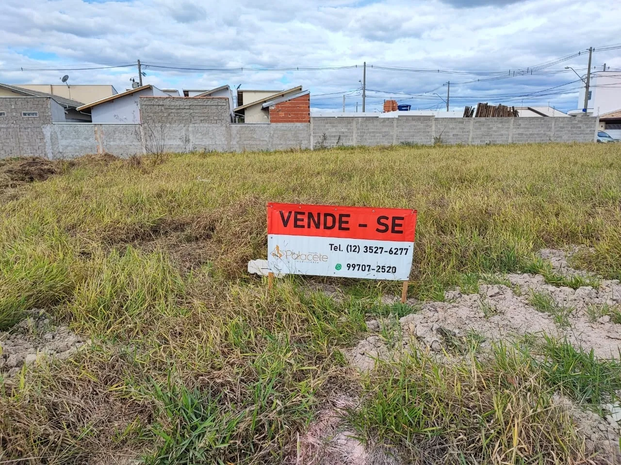 Imagem Terreno à venda 375M², Residencial e Comercial Portal dos Eucaliptos, Pindamonhangaba - SP