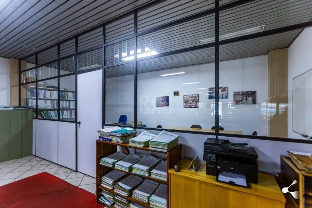 Imagem Prédio comercial, 04 banheiros, 500 m² área, Bairro Higiênópolis