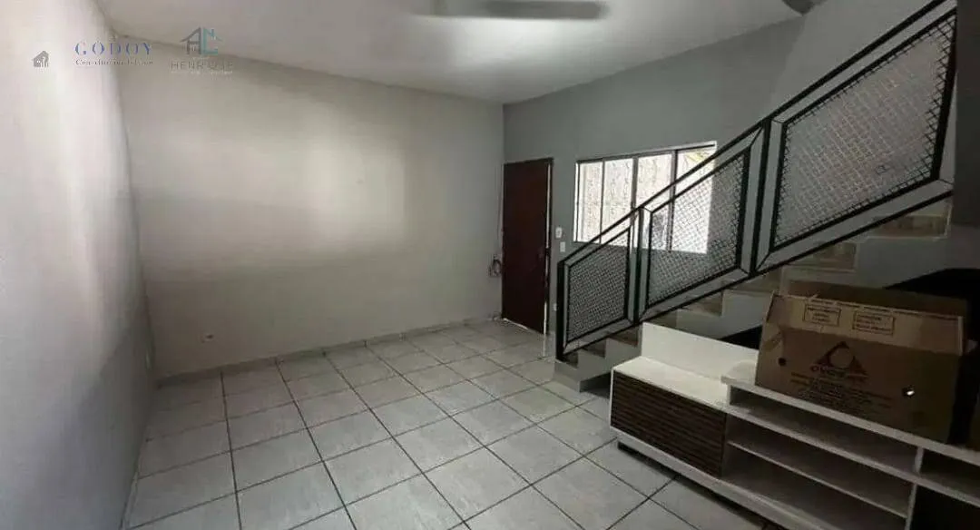 Imagem Sobrado à venda em Pindamonhangaba, Vitória Vale II, com 2 quartos, 130m²