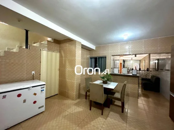 Imagem Sobrado à venda, 300 m² por R$ 690.000,00 - Residencial São Leopoldo - Goiânia/GO